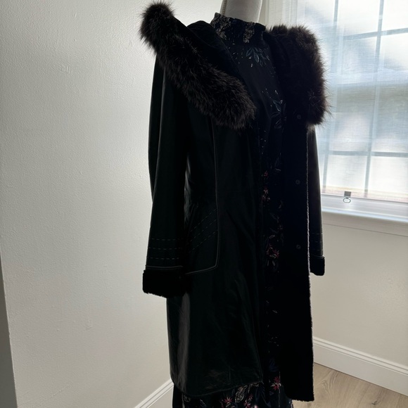 Moschino women’s leather winter coat/jacket size XS-S Black made in Italy, New! - Picture 5 of 16